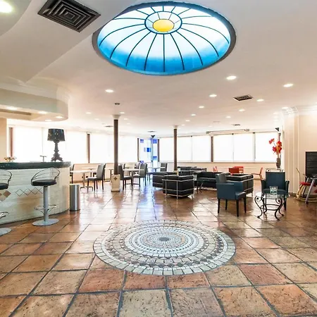 Royal Centro Congressi 4* Turin