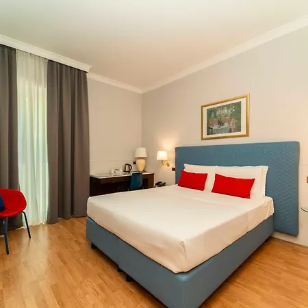 Royal Centro Congressi 4* Turin