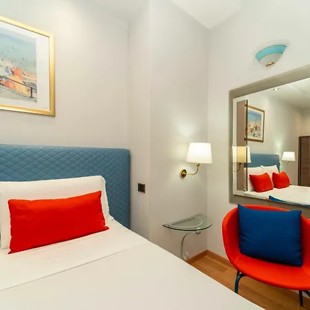 Royal Centro Congressi Hotel 4*