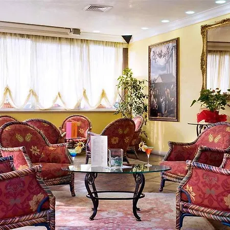 Hotel Royal Centro Congressi 4*