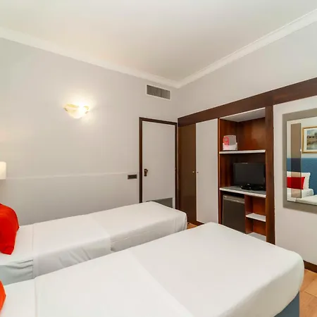 Royal Centro Congressi 4*