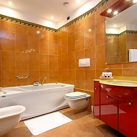 Royal Centro Congressi ホテル 4*