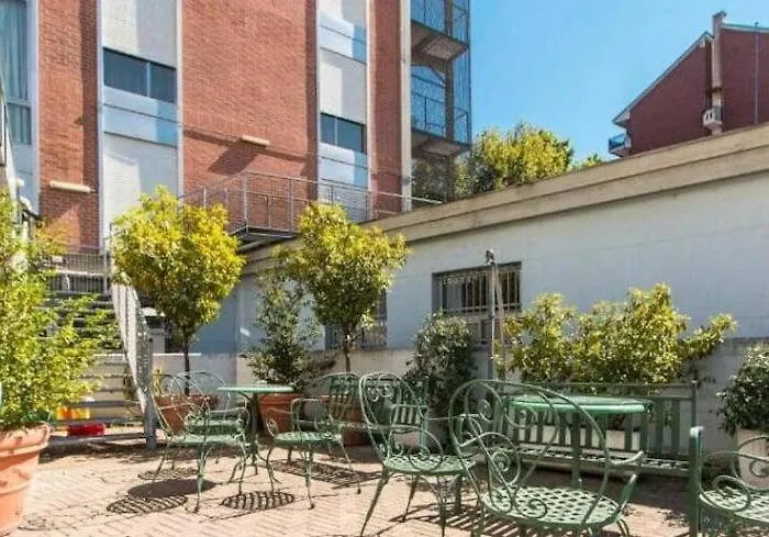 Royal Centro Congressi Hotel 4*