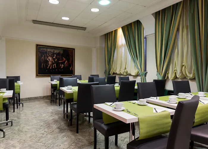 Royal Centro Congressi 4* Turin