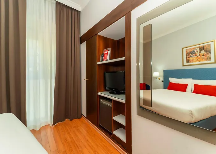 Royal Centro Congressi 4* Turin