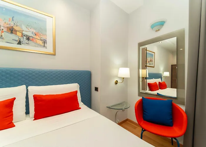 Royal Centro Congressi Hotel 4*