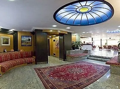 Royal Centro Congressi Ξενοδοχείο 4*